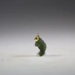 Moldaviet hanger met gold plated oogje