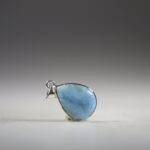 Larimar hanger