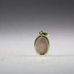Natroliet Roze (Rhodatroliet) Hanger (gold plated)