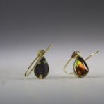 Ammoliet oorhangers (gold plated)