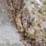 Agnitiet Maria glas (heldere seleniet) met Hematiet, Engelensteen