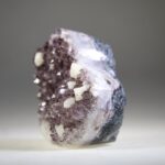 Amethist Hart met Calciet