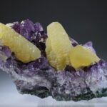 Amethist met Stellar Beam Calciet