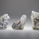 Blauwe fantoom clusters, met veelal Hematiet uit Bahia, Brazilië