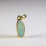 Ethiopische opaal hanger Gold plated (facet geslepen)