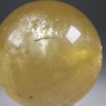 Calciet Geel/gouden bol