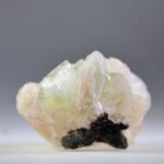 Apofylliet (groene) met Stilbiet en soms Heulandiet (Hieros Gamos)