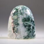 Heulandiet (veelal groen) met Stilbiet