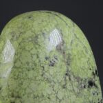 Groene Opaal Freeform uit Madagaskar
