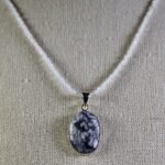 Pinoliet hanger + maansteen ketting 2 mm (set)