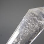Vogelkristal of Phi-kristal Bergkristal, 12 facet