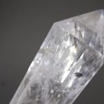 Vogelkristal of Phi-kristal Bergkristal, 12 facet