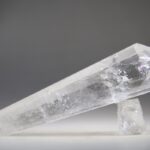 Vogelkristal of Phi-kristal Bergkristal, 12 facet