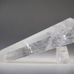 Vogelkristal of Phi-kristal Bergkristal, 12 facet