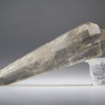 Vogelkristal of Phi-kristal Rookkwarts, 12 facet