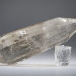Vogelkristal of Phi-kristal Rookkwarts, 12 facet