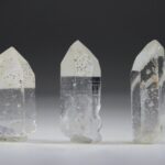 Protector Kwarts (Kwarts met Hematiet stippen erin)