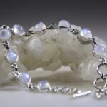 Maansteen (Blauwe of Regenboog) armband
