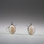 Stilbiet met Scoleciet oorhangers