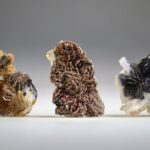 Vanadiniet op zwarte Bariet